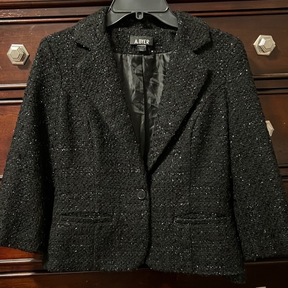 3/4 Sleeve Jacket - Picture 1 of 5